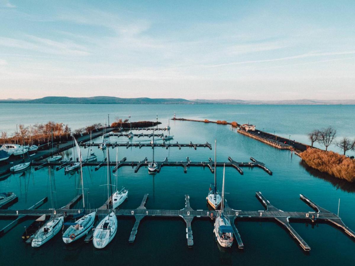 Lido Riviera Sunshine Apartman Balatonlelle Buitenkant foto